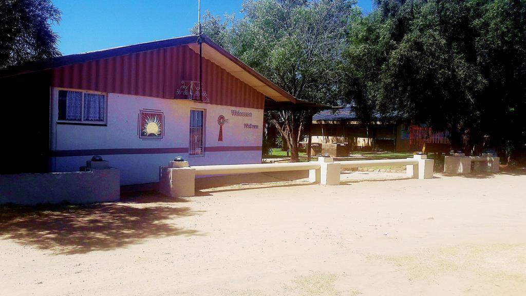 Akwêla Guest Farm Hotel Bloemfontein Exterior foto